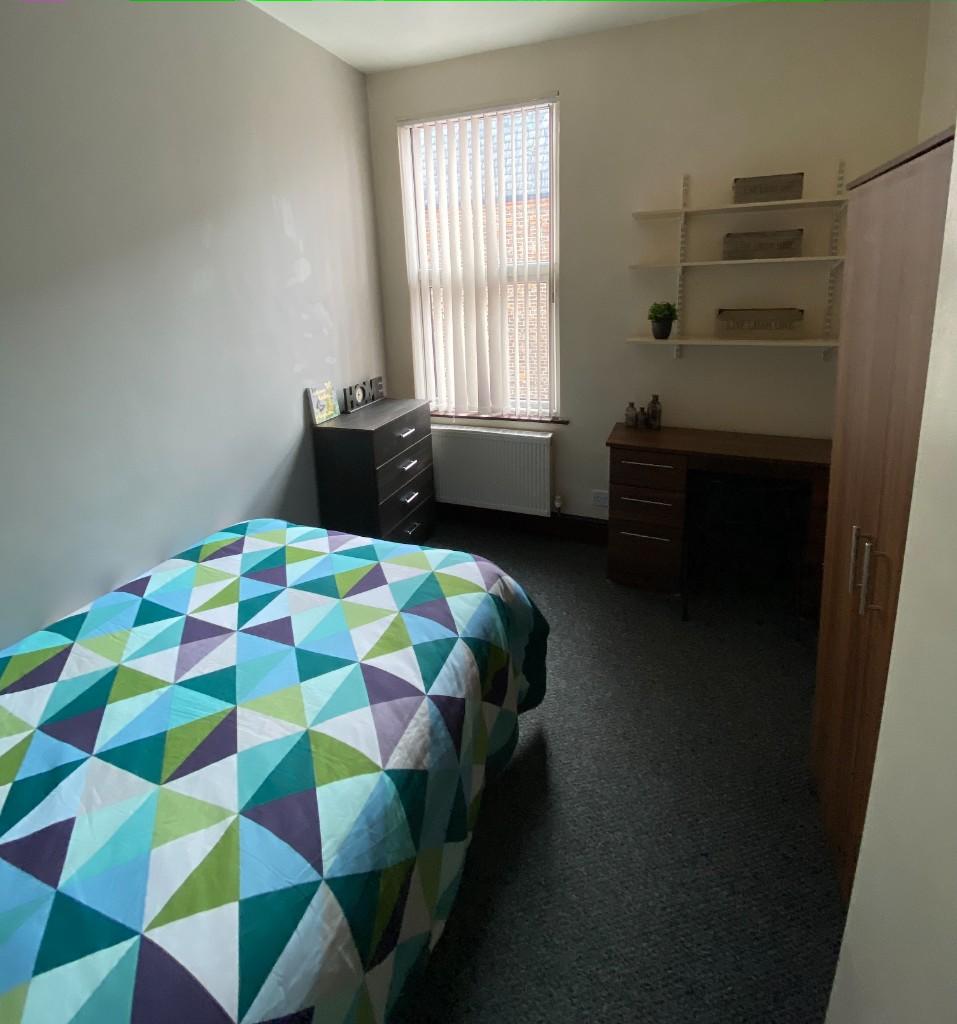 1 bedroom semi-detached house for rent