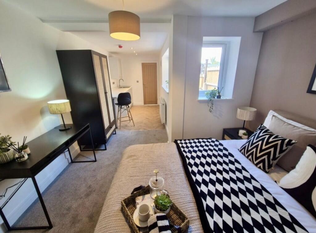 Main image of property: Oakleys Road, NG10