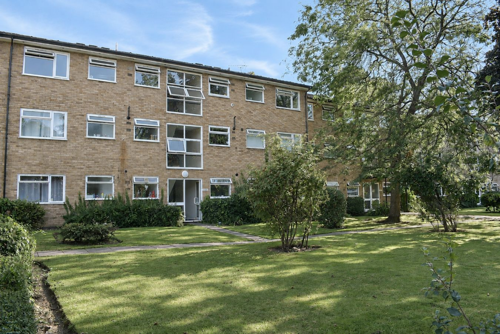 Main image of property: Brockley Combe, Weybridge, KT13