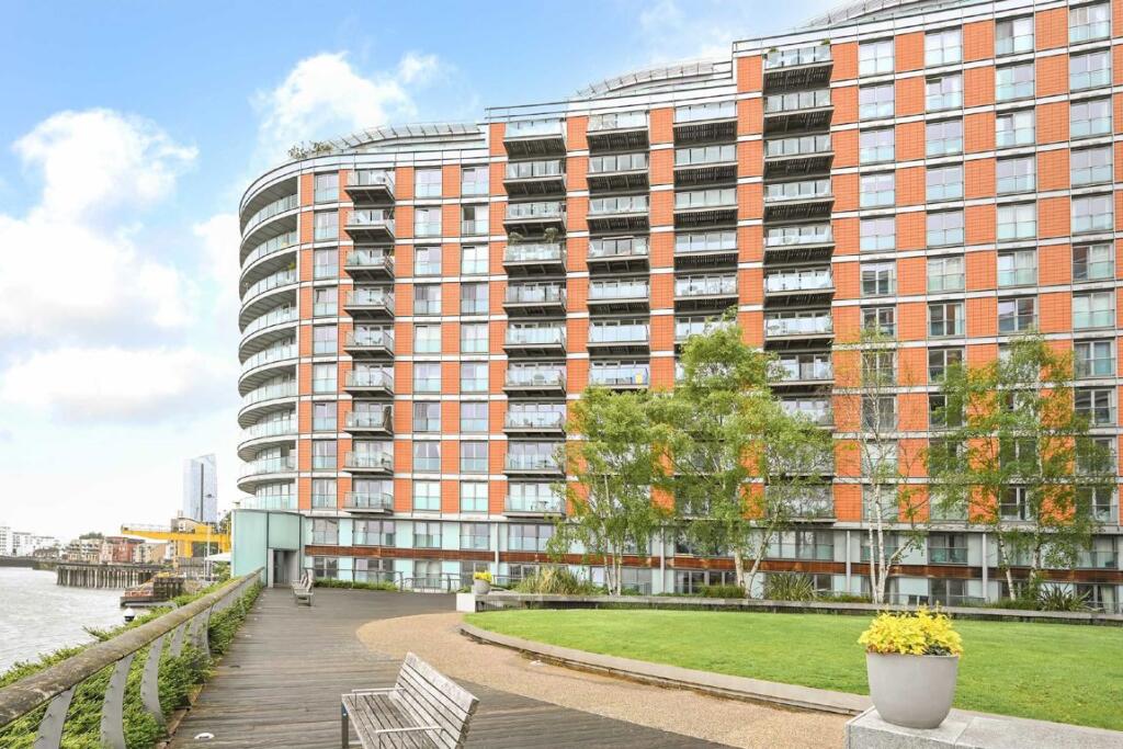Main image of property: Fairmont Avenue, Canary Wharf