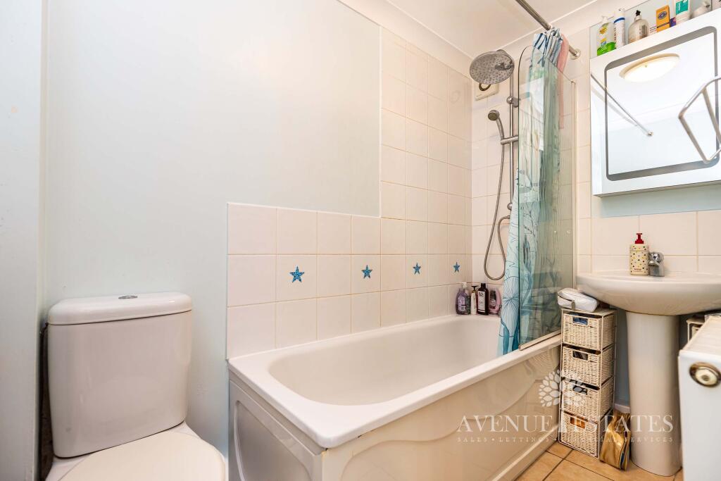 Apartment in Bournemouth, Springbourne - View 5