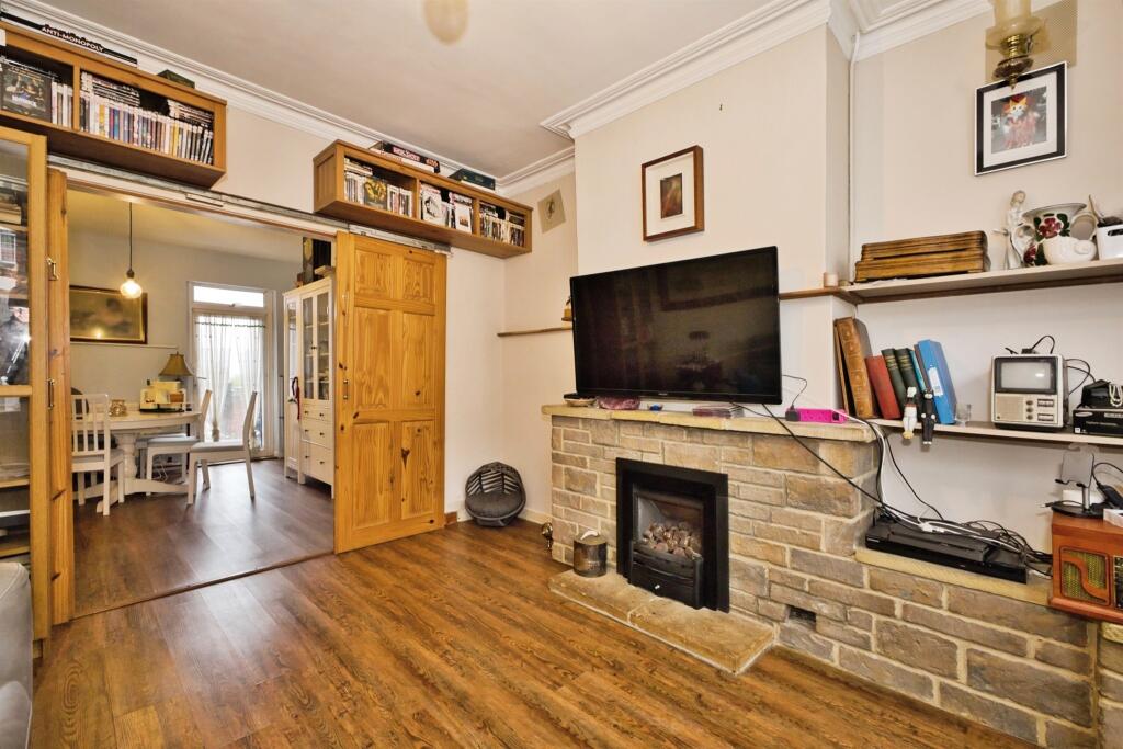 House in Yeovil, Somerset - View 3