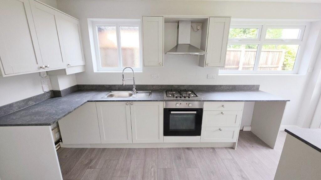 House in Tameside, Fairfield - View 4