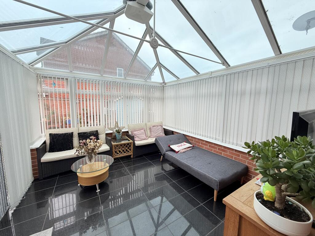 House in Nottingham - View 4
