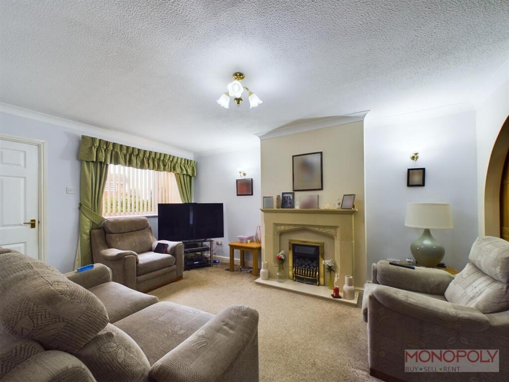 Birkdale Road, Wrexham, LL13 photo 2