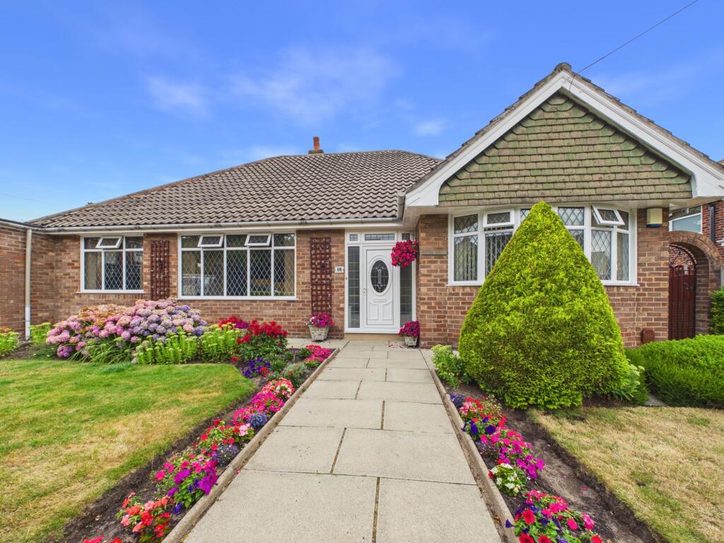 4-bed detached on Woodfield Road, Ormskirk, L39, £495,000
