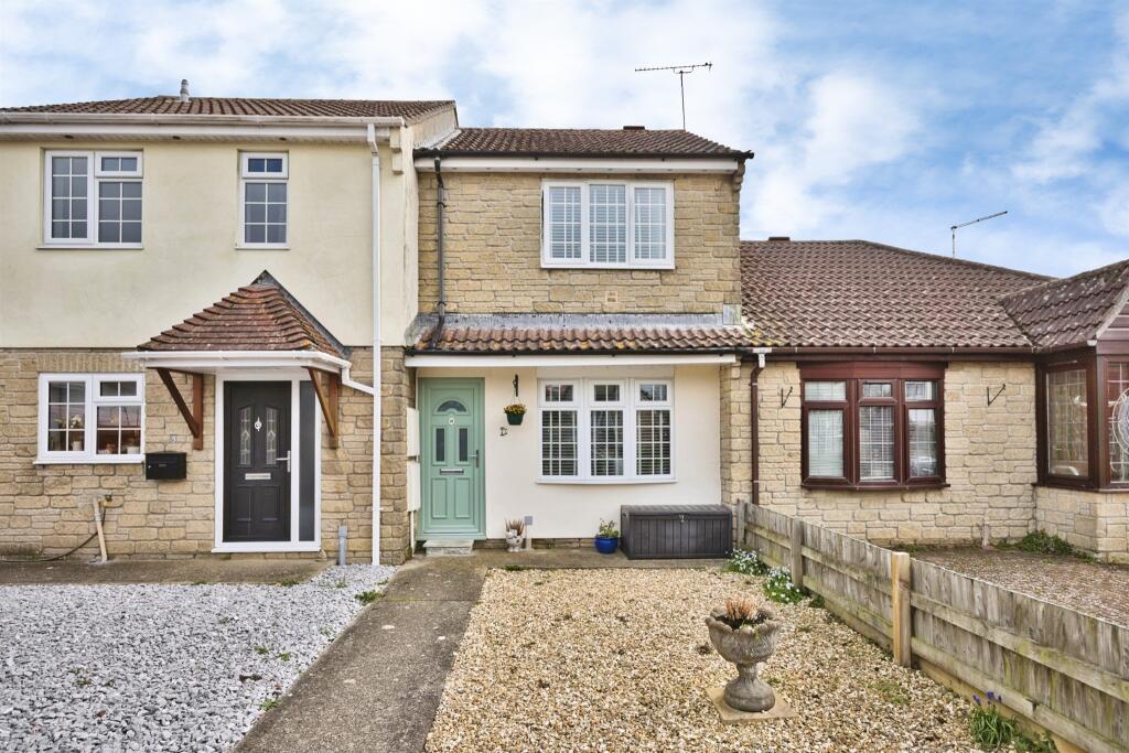 Main image of property: Sutton Grange, YEOVIL