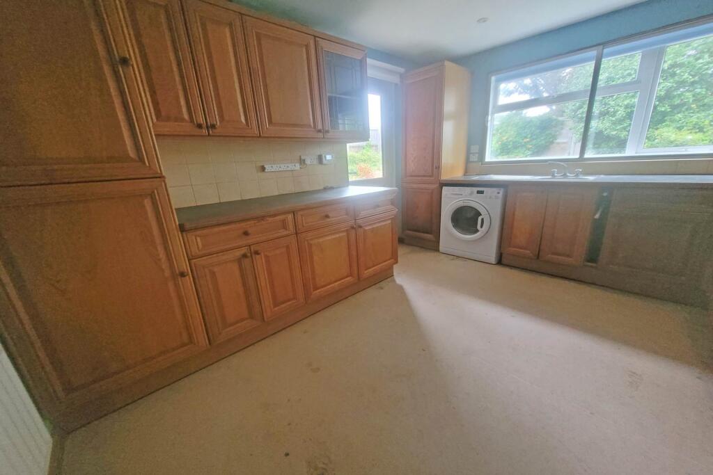 House in Eastbourne, East Sussex - View 4