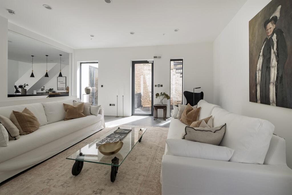 House in London - View 5