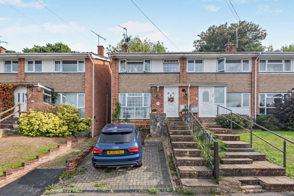 3-bed terraced on Edelvale Road, Southampton, SO18, £295,000
