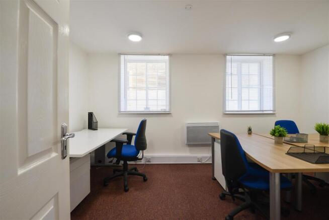 ROOM 6 (2).jpg