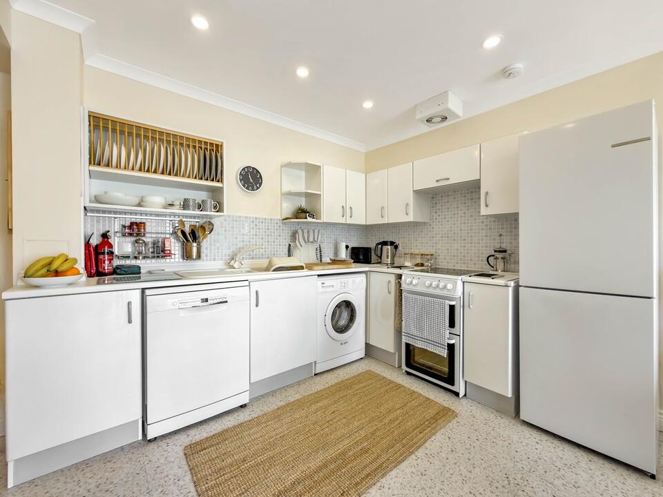 3/1 Lismore House, Oban, Argyll, PA34 4NU photo 4