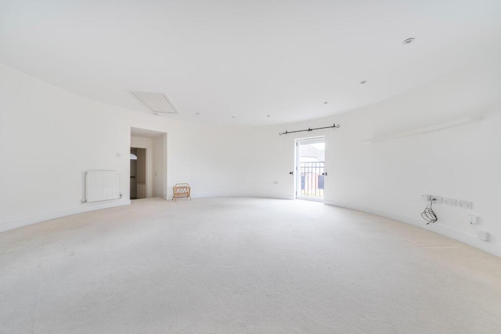 Darcy Court, East Malling, West Malling photo 3