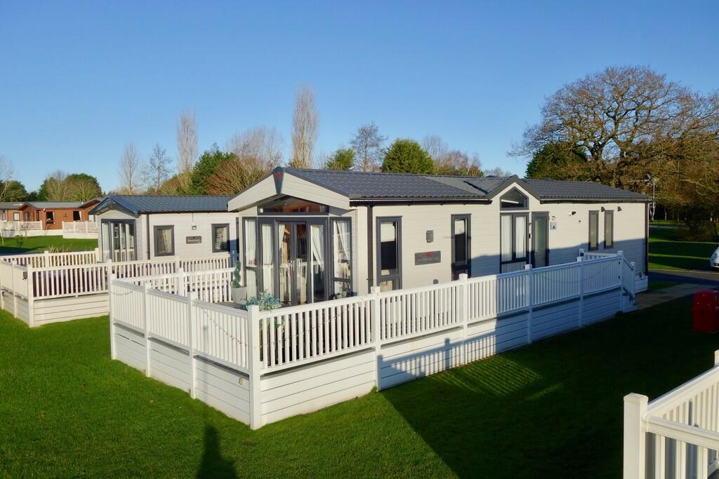 Main image of property: Melbourne Road, Allerthorpe