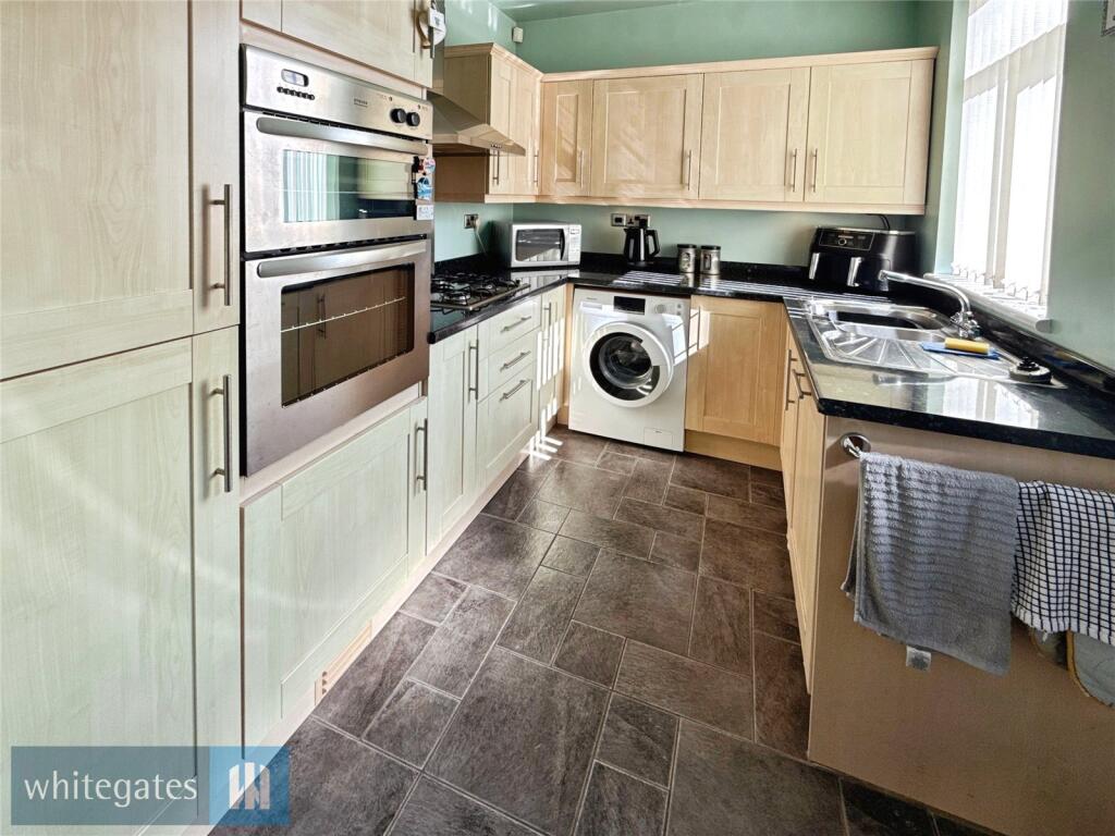 Hoyland Road, Hoyland, S74 photo 4