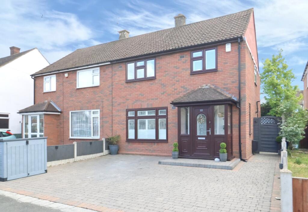 Main image of property: Easington Way, South Ockendon, RM15