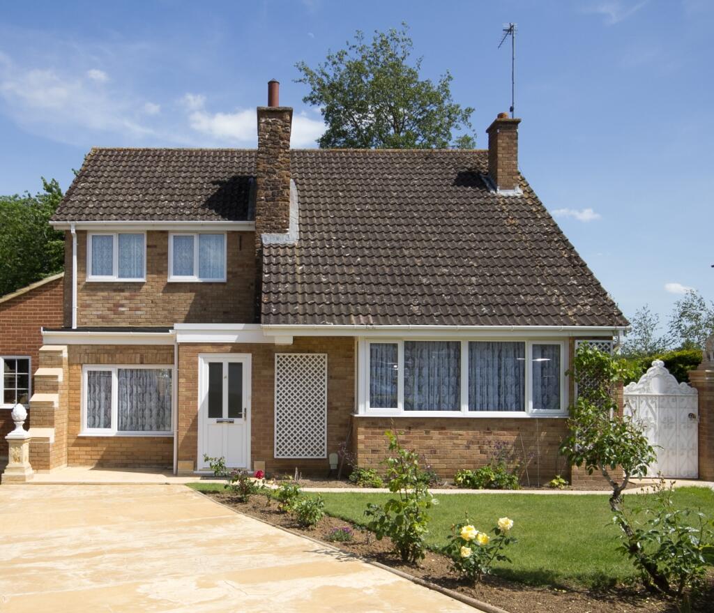 Main image of property: Long Row Close, Everdon, Daventry