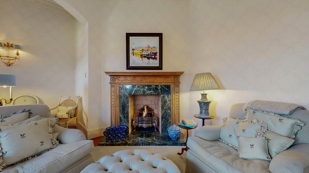 House in Bridge of Weir, Ranfurly, Renfrewshire - View 4