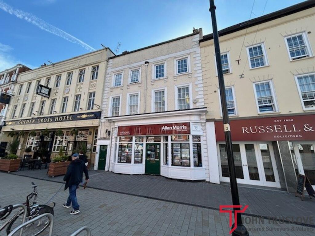 Main image of property: 18 High Street, Bromsgrove, B61 8HQ