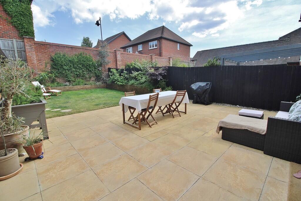 7, Allenby Road photo 3