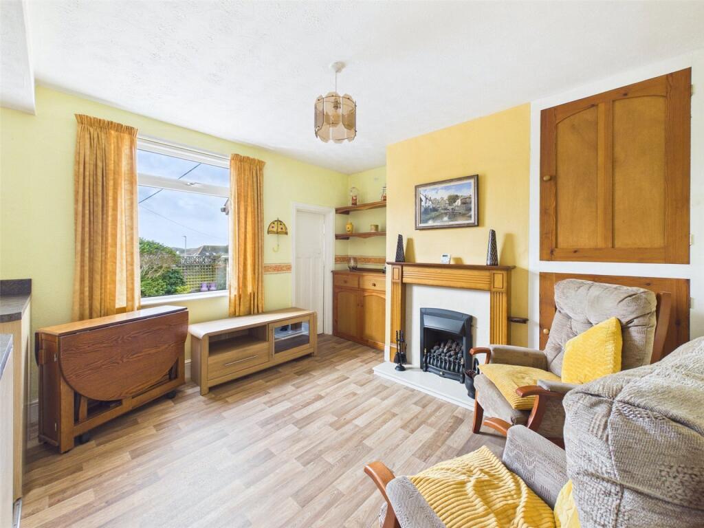 2, Fairfield Road, Bude, Cornwall photo 2