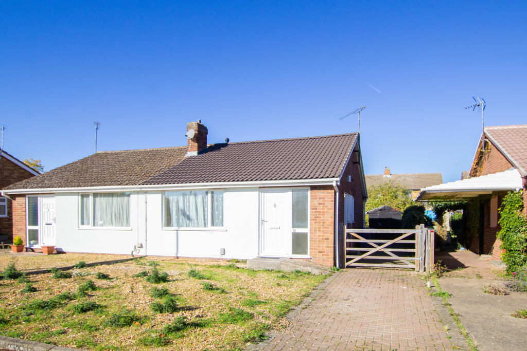 Main image of property: Fontwell Avenue, Cambridge, CB4