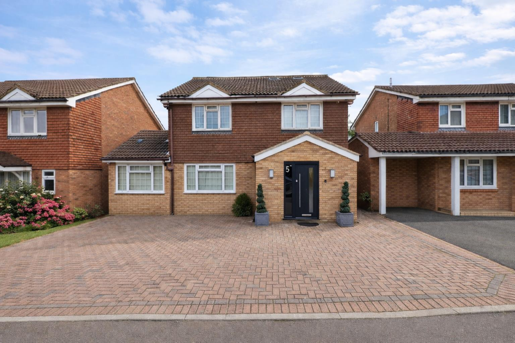Main image of property: Tilehouse Close, Borehamwood