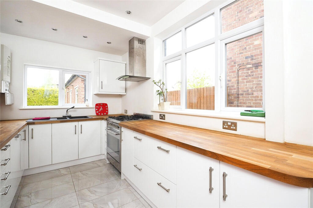 Main image of property: Wollaton Road, Wollaton, NG8
