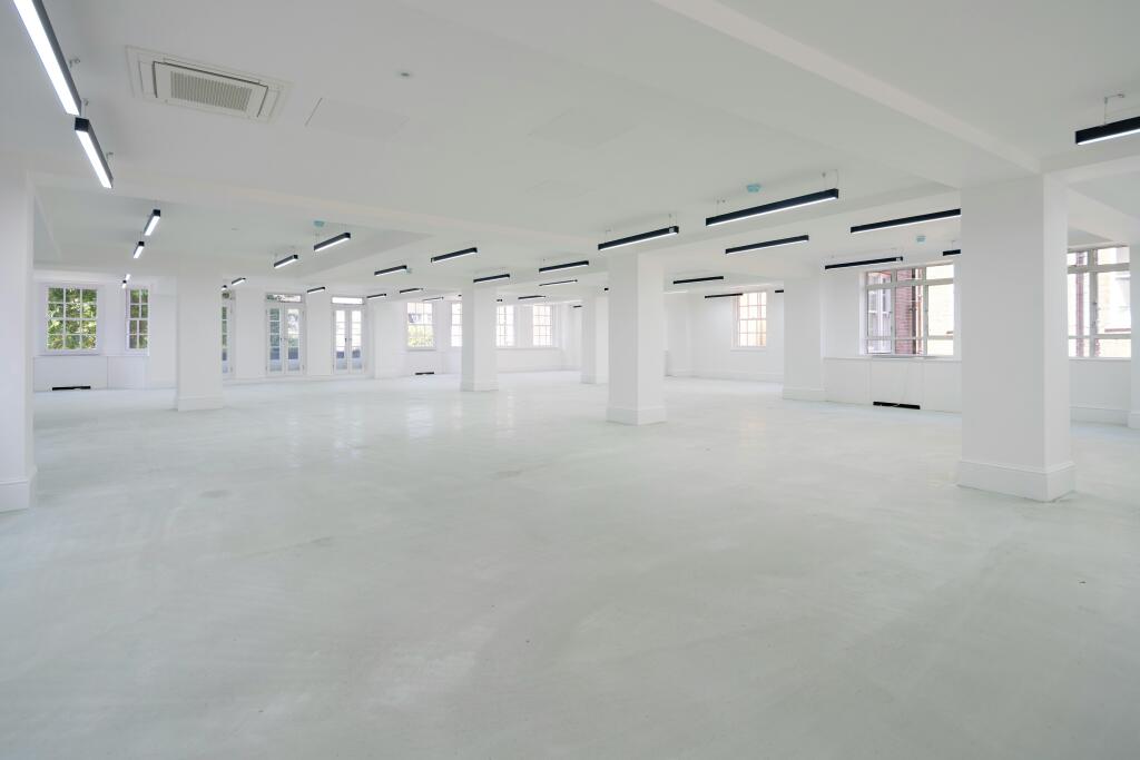 MC4419-4749-HR.jpg