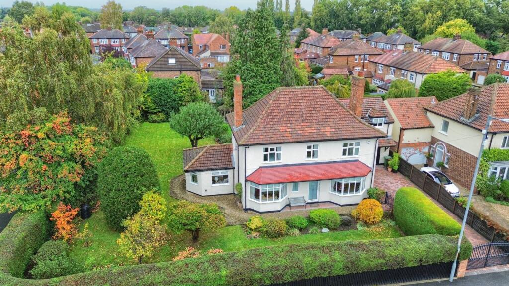 6-bed detached on Darlington Road, Hartburn, £700,000