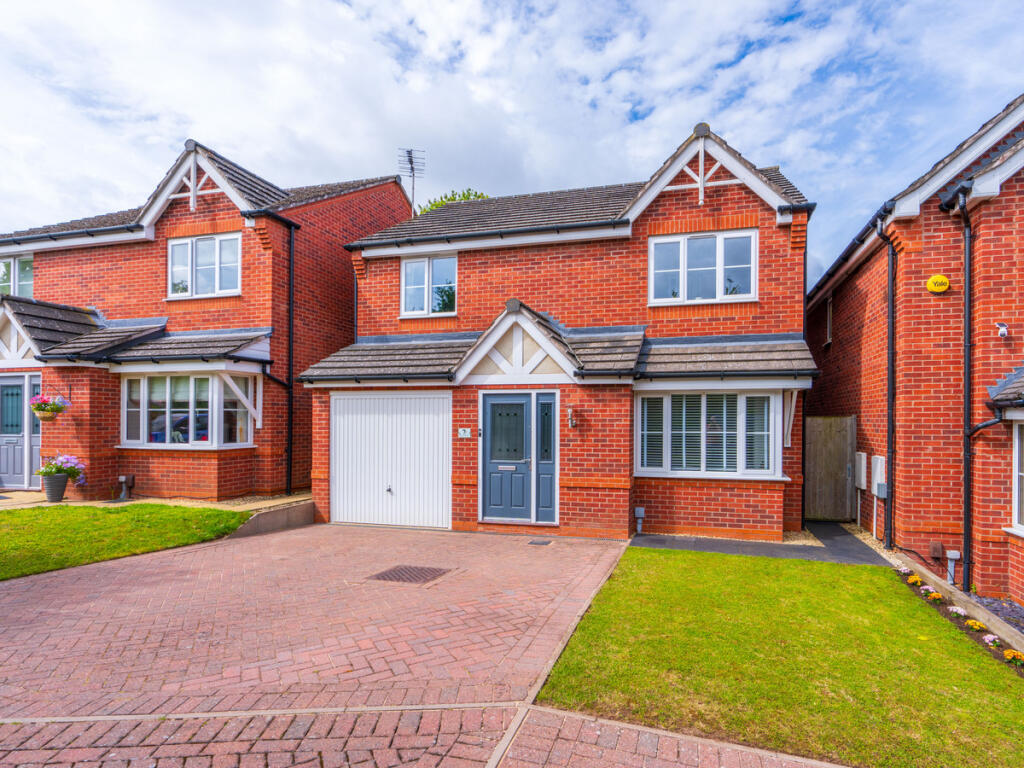 Main image of property: Shrubbery Gardens, Kidderminster, DY10