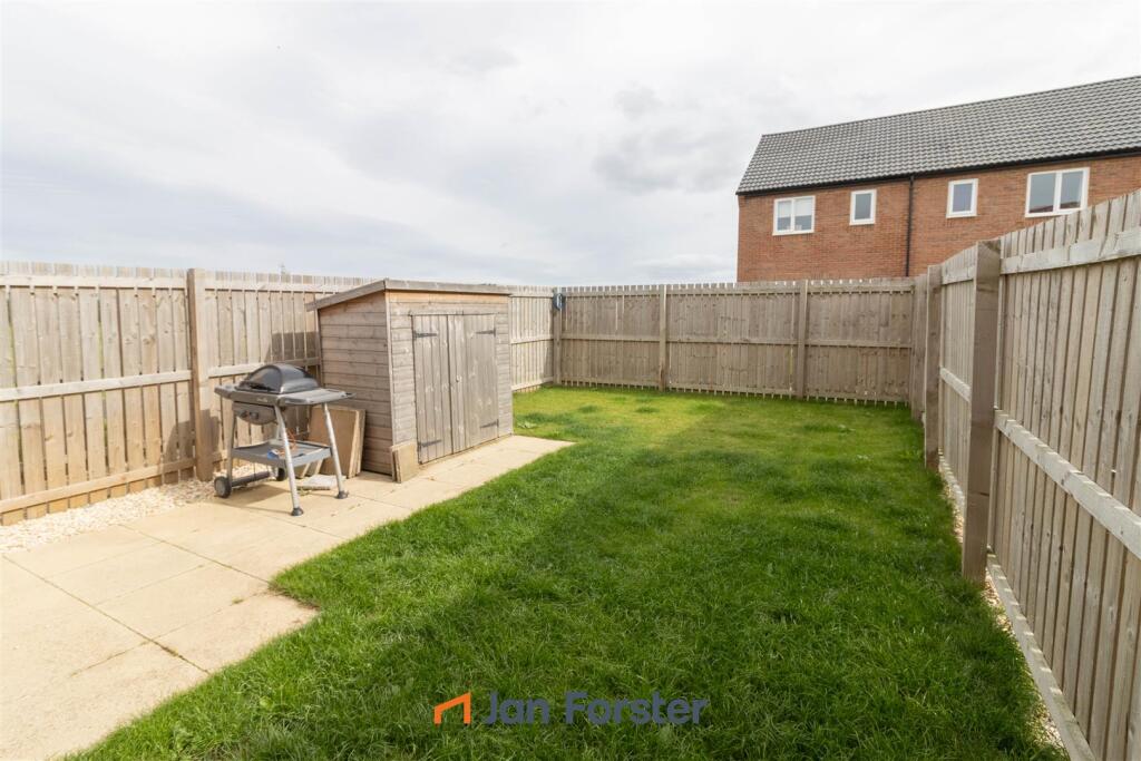 House in North Tyneside, North East - More