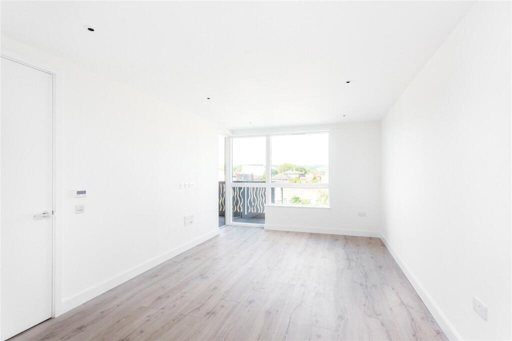 Main image of property: Basset Court, High Street, London, N8