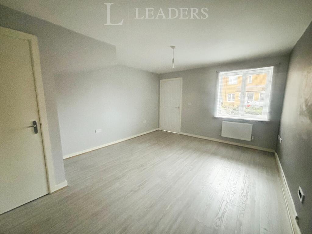 House in Peterborough - View 5