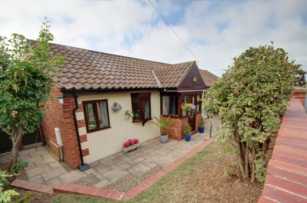 House in Stockton-on-Tees - View 2