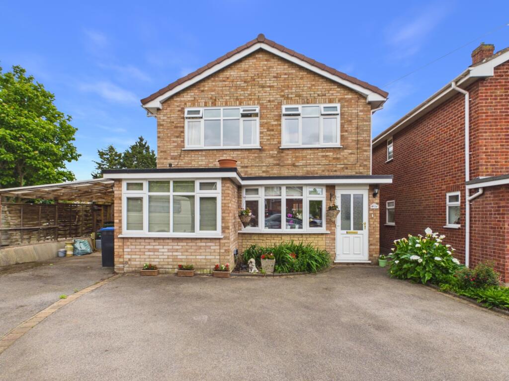 Main image of property: Godfrey Close, Radford Semele, CV31