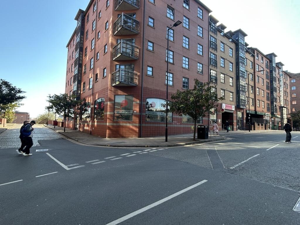 Main image of property: Bridge House, Unit 1 Ducie Street, Piccadilly Basin Canal Side, Manchester, M1 2DQ