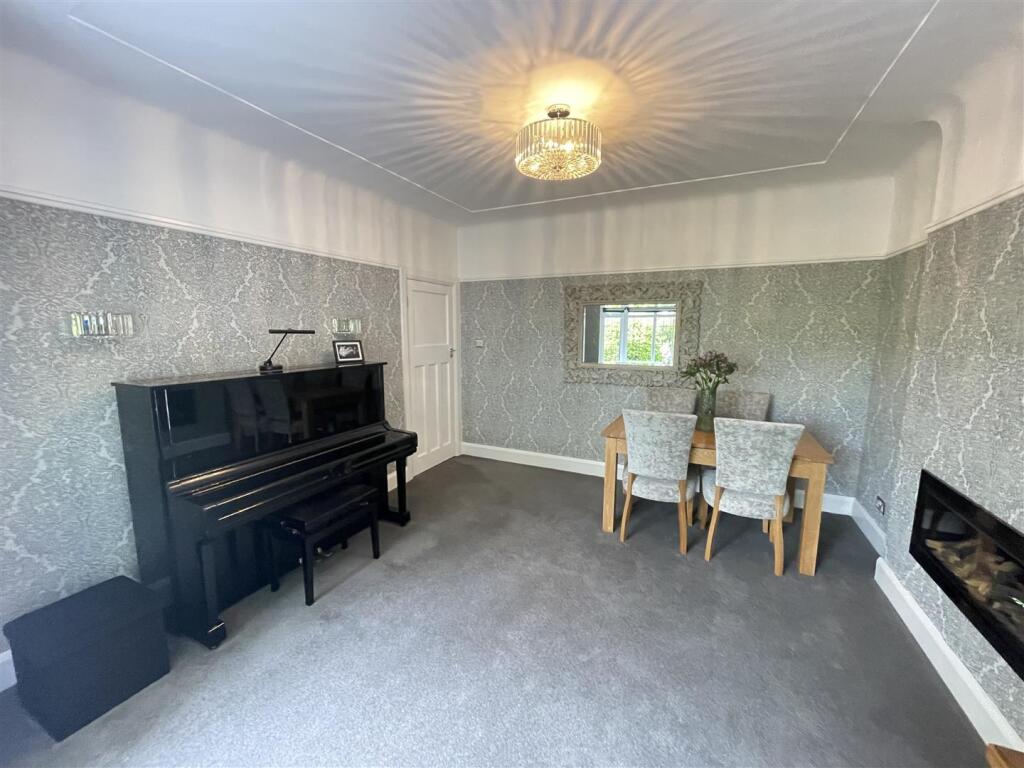 House in Birkenhead, Larchwood - More