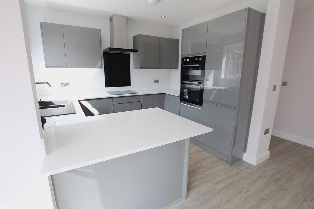 House in South Kesteven, Great Gonerby - View 5