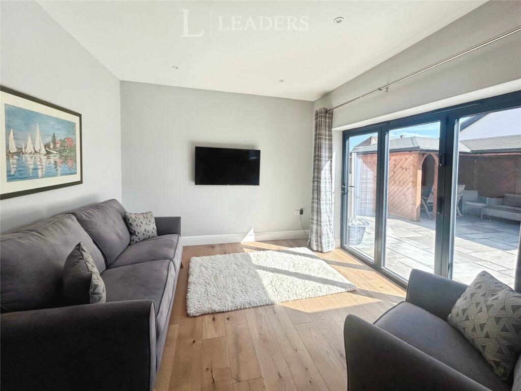 House in Havant, Emsworth - View 2