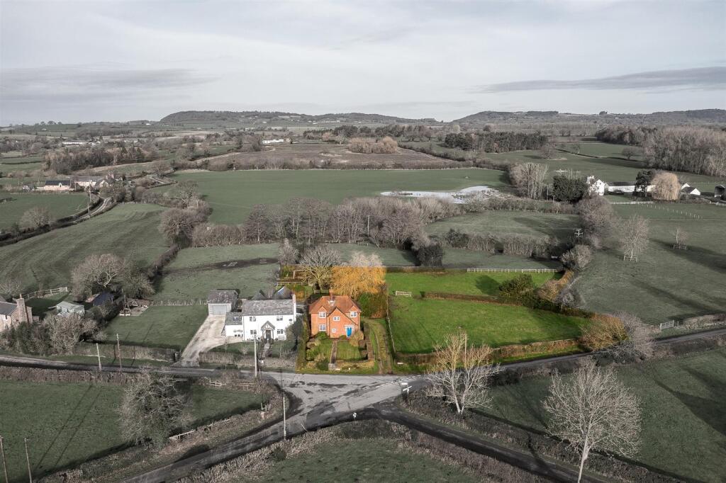 Main image of property: Hetherall, Hetherson Green, Malpas SY14 8EL