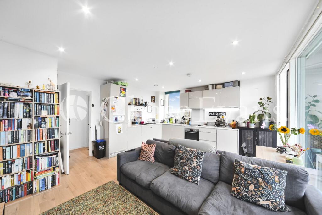 Apartment in London - View 5