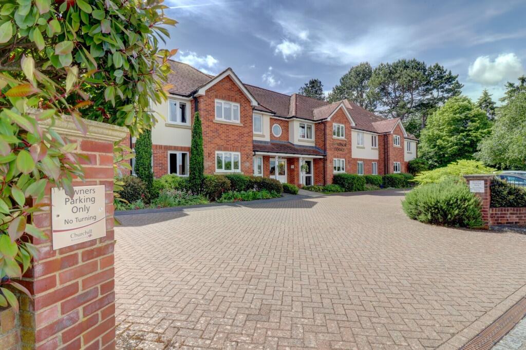 Main image of property: Wellington Avenue, Princes Risborough, Buckinghamshire, HP27