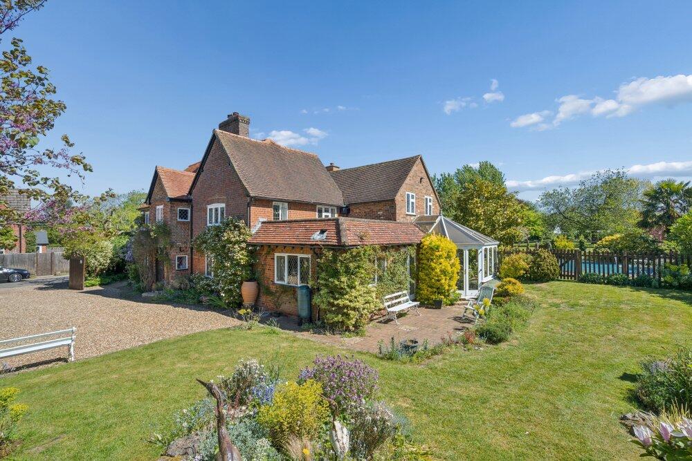 Main image of property: Flaunden, Hemel Hempstead, Hertfordshire, HP3