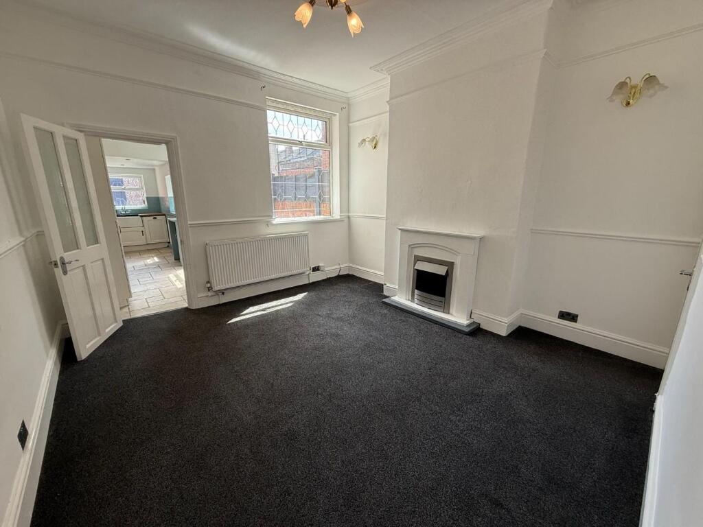 House in Wakefield - View 4