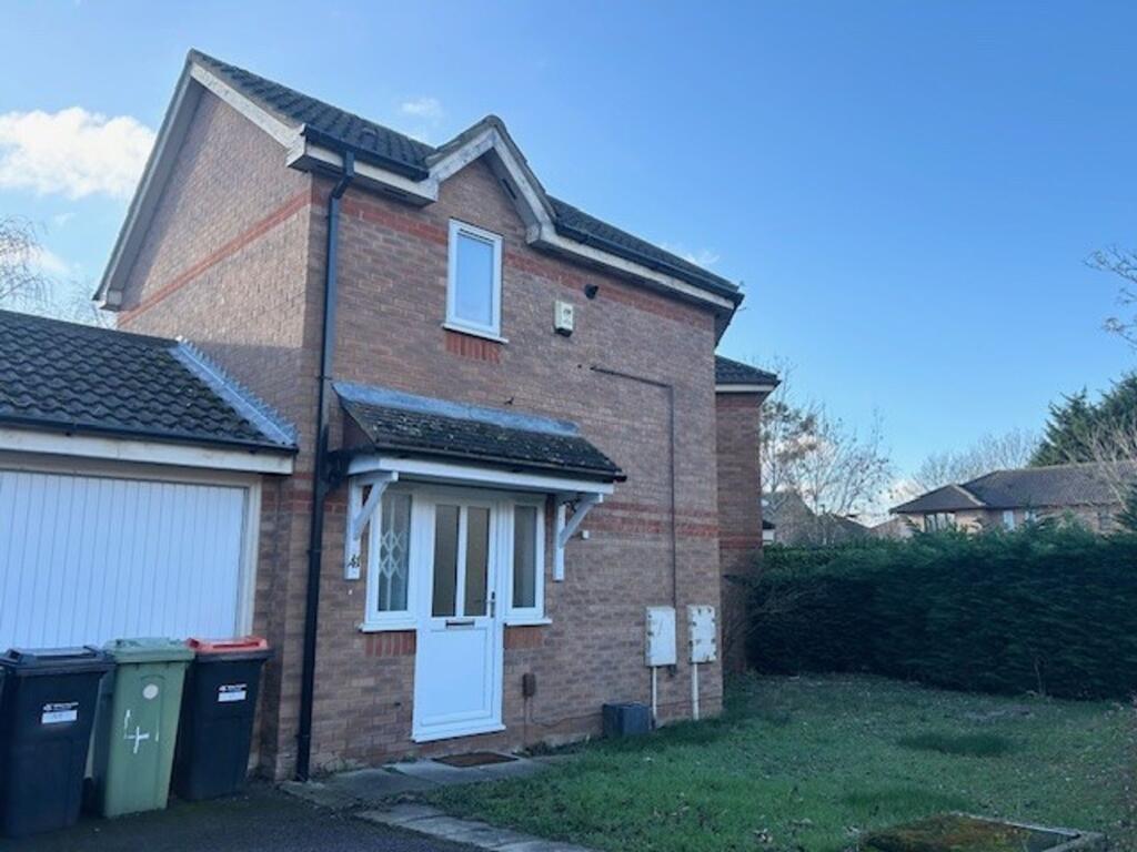 Main image of property: The Oval, Oldbrook, MK6