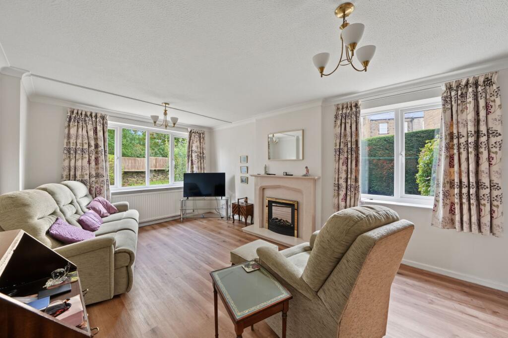 Holly Grove, Lindley, HD3 photo 2
