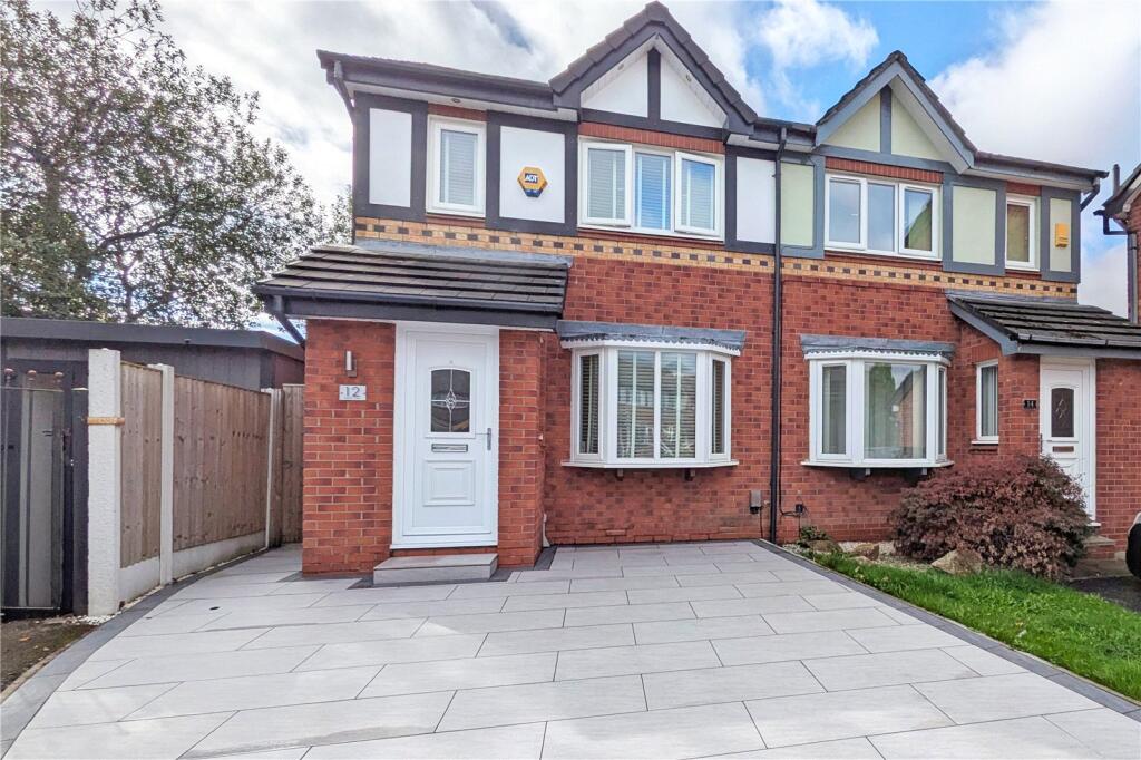 Main image of property: Exeter Close, Dukinfield, SK16