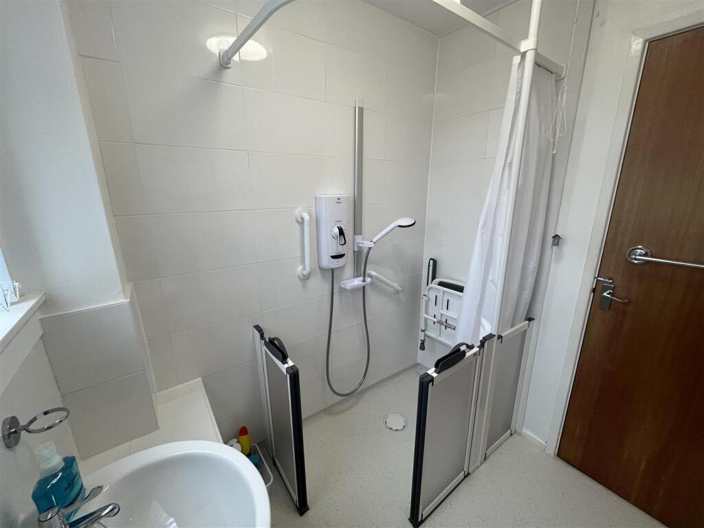 Additional image 11 of Thirlmere Avenue, Wyke, Bradford