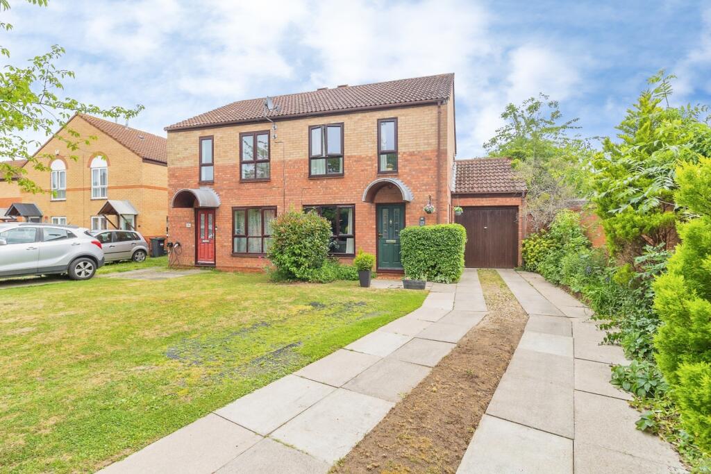 Christian Court, Willen, Milton Keynes, Buckinghamshire, MK15, Buckinghamshire
